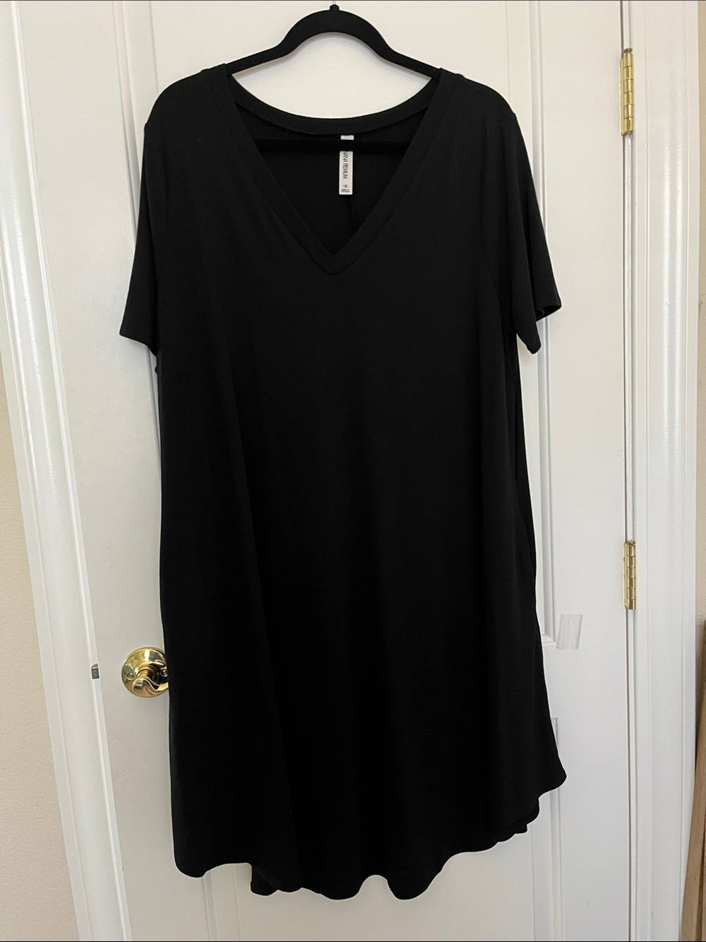 Zenana Premium Black V-Neck T shirt Dress XL